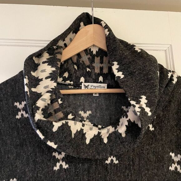 Papillon cowl neck geometric black gray white sweater dress size Medium - Picture 9 of 9